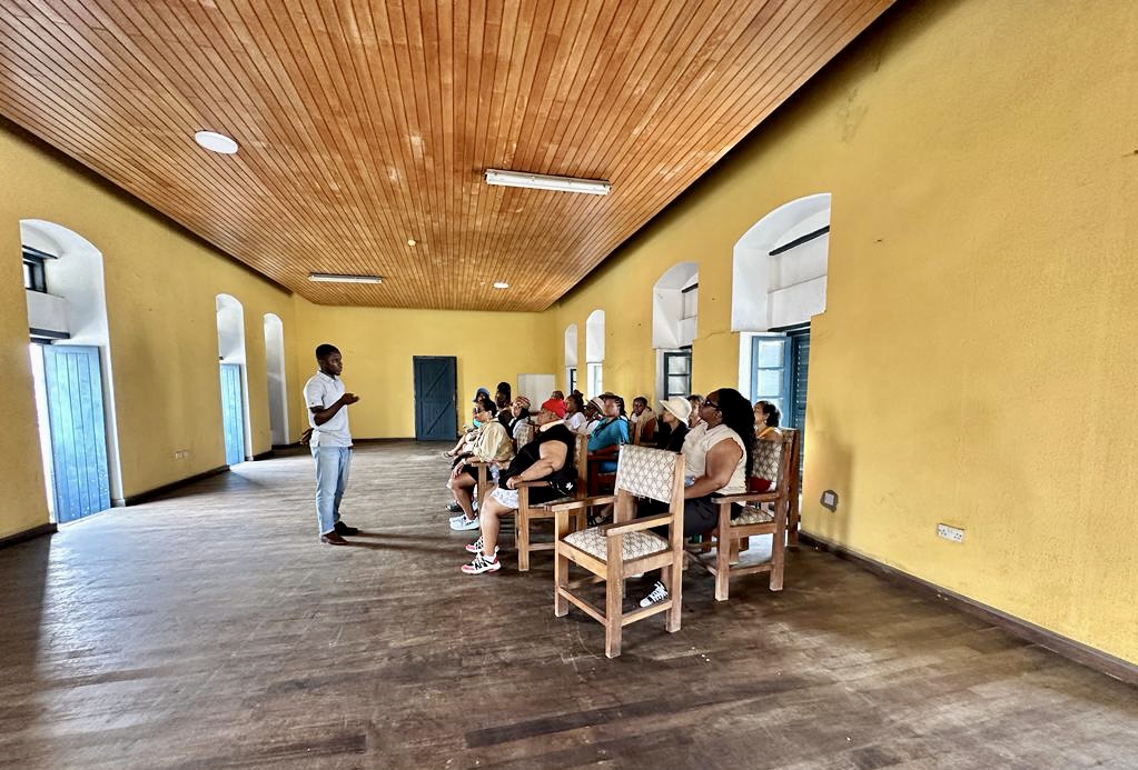 2b9aaae1 D403 4903 A5ab Cfb7b6406173